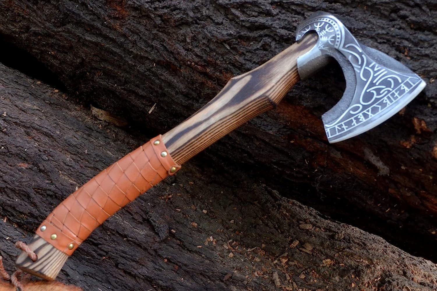 Customise Your Carving Axe 